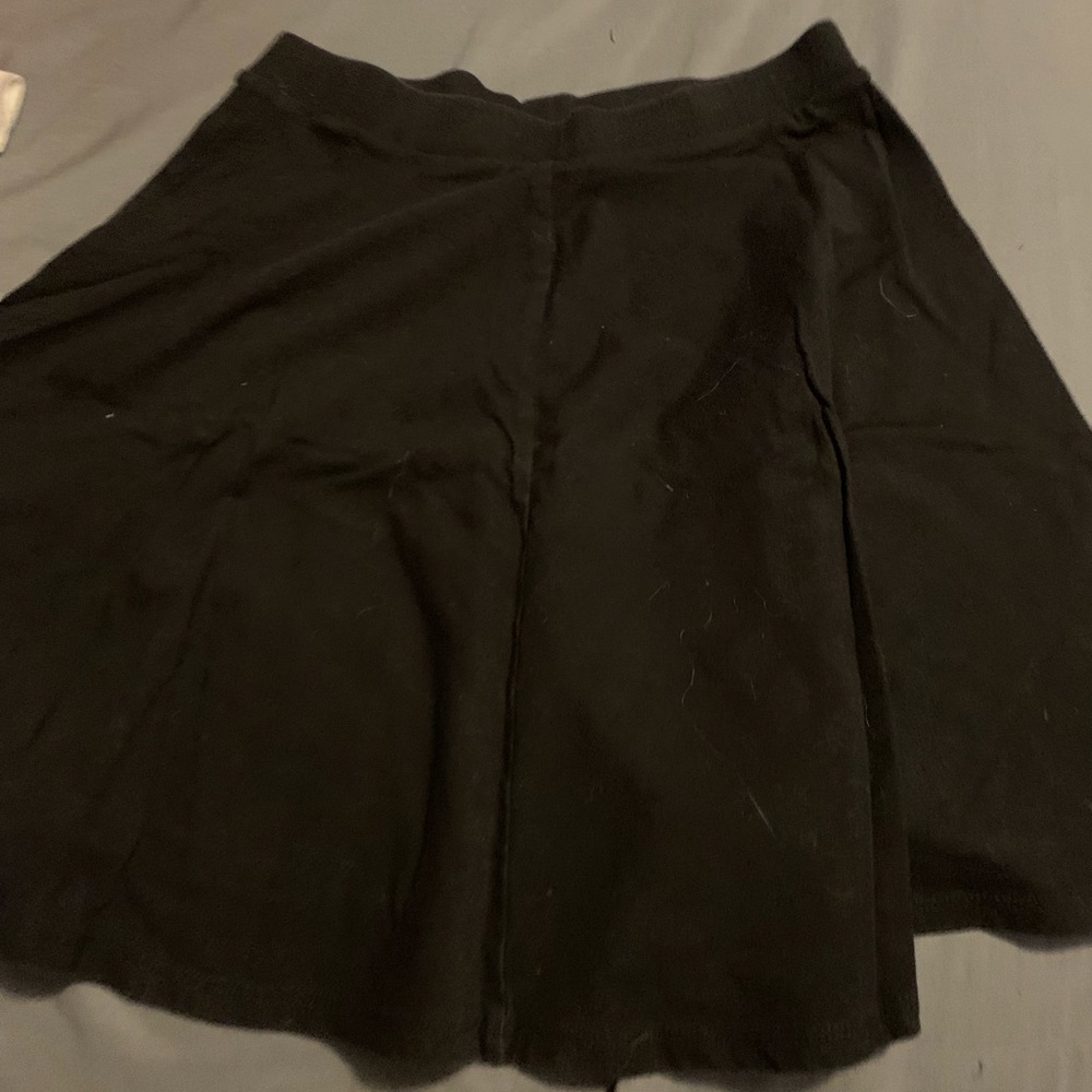 Black skater skirt